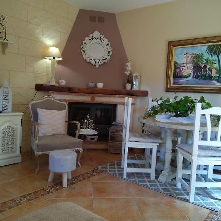 Laurel De La Reina Bed & Breakfast - Boutique La Zubia  Exterior foto