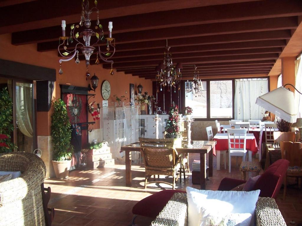 Laurel De La Reina Bed & Breakfast - Boutique La Zubia  Zimmer foto